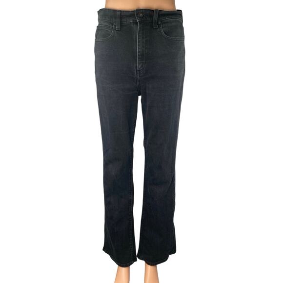 Uniqlo Women's Black High Waisted Flared Bootcut Leg Denim Jeans Pants Size 26 - Picture 1 of 5